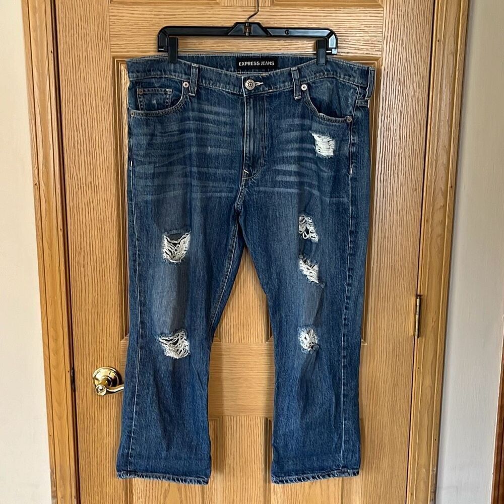 Express Boyfriend Distressed Ankle Jeans Size 14